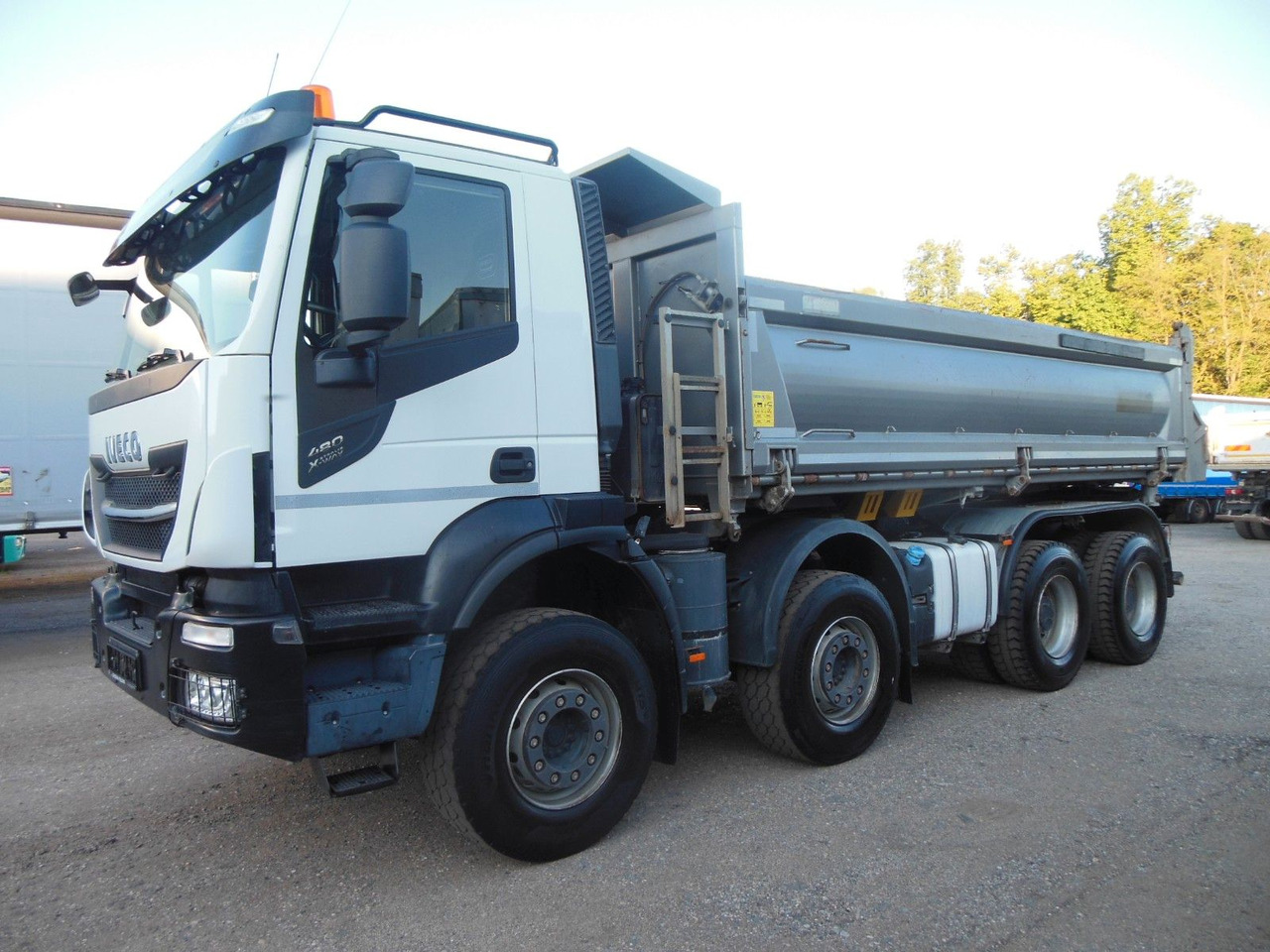 Iveco STRALIS X-WAY 480, 8X4, BORDMATIC, AHK, TOP!!! - Volquete camión: foto 1 Iveco STRALIS X-WAY 480, 8X4, BORDMATIC, AHK, TOP!!! - Volquete camión: foto 1