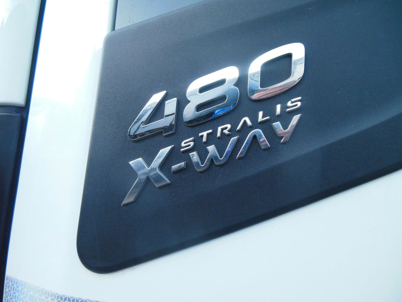 Iveco STRALIS X-WAY 480, 8X4, BORDMATIC, AHK, TOP!!! - Volquete camión: foto 5 Iveco STRALIS X-WAY 480, 8X4, BORDMATIC, AHK, TOP!!! - Volquete camión: foto 5