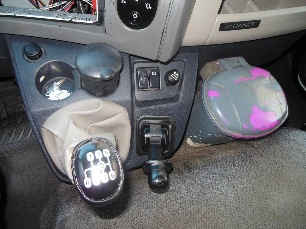 Camión caja abierta Renault MIDLUM DXI 180.08: foto 23