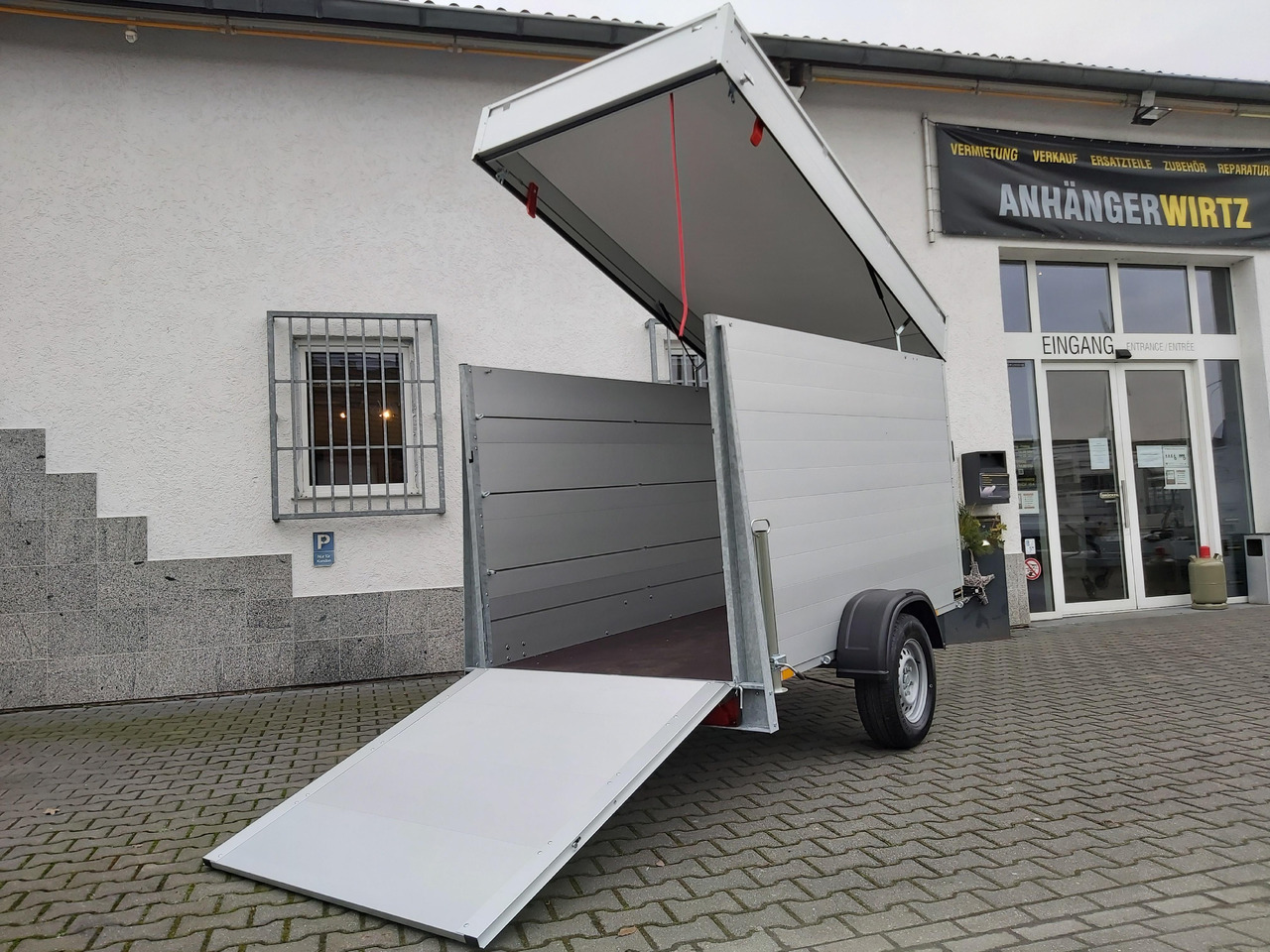 ALUBOXX Deckelanhänger GTB 1200 VT3 251x126x153cm Heckrampe (S) 1200kg Winter Aktion - Caja cerrada remolque: foto 1 ALUBOXX Deckelanhänger GTB 1200 VT3 251x126x153cm Heckrampe (S) 1200kg Winter Aktion - Caja cerrada remolque: foto 1