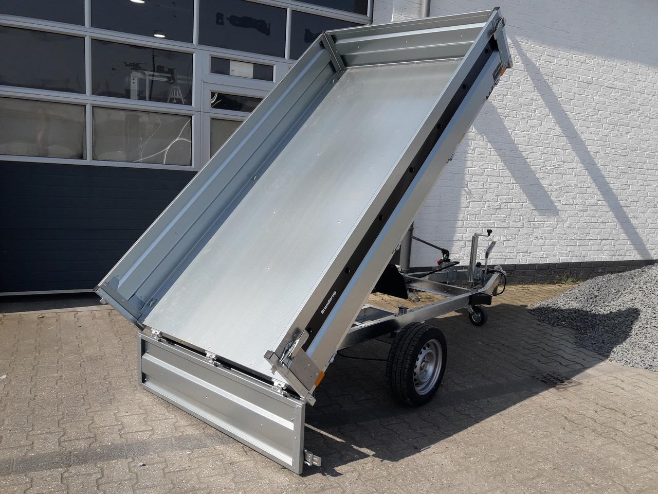 Brenderup Kipper BT 4260 SB 259x143x35cm Stahlwände Stahlboden (S) 1800kg - Volquete remolque: foto 3 Brenderup Kipper BT 4260 SB 259x143x35cm Stahlwände Stahlboden (S) 1800kg - Volquete remolque: foto 3