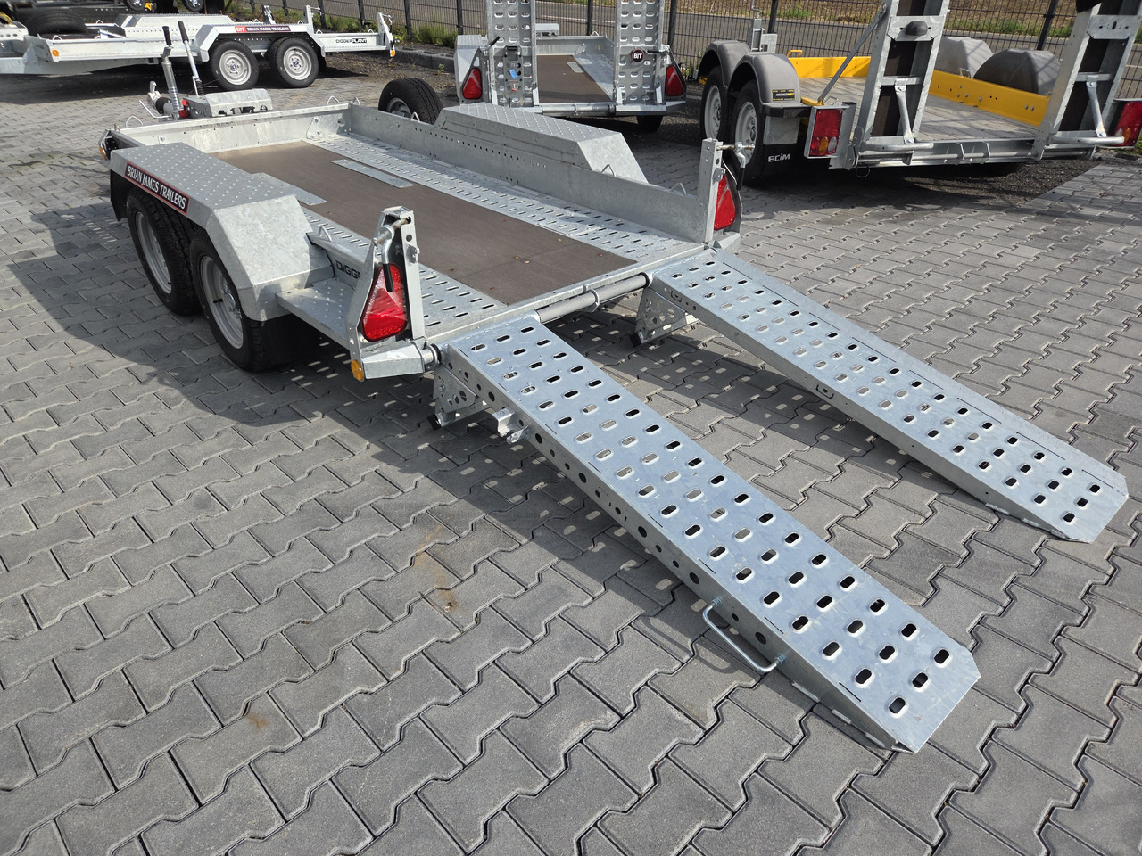 Brian James Digger Plant 543-2813-35 280x130cm Auffahrrampen klappbar Reserverad 3500kg - Remolque porta maquinaria: foto 3 Brian James Digger Plant 543-2813-35 280x130cm Auffahrrampen klappbar Reserverad 3500kg - Remolque porta maquinaria: foto 3