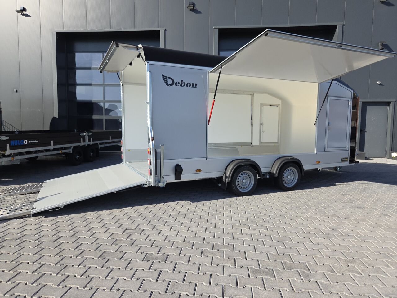 Cargo Roadster 1000 480x200x206cm Poly black Seitenklappen Seitentüren Rampe Pullman 100km/H 3500kg - Remolque de coche: foto 4 Cargo Roadster 1000 480x200x206cm Poly black Seitenklappen Seitentüren Rampe Pullman 100km/H 3500kg - Remolque de coche: foto 4