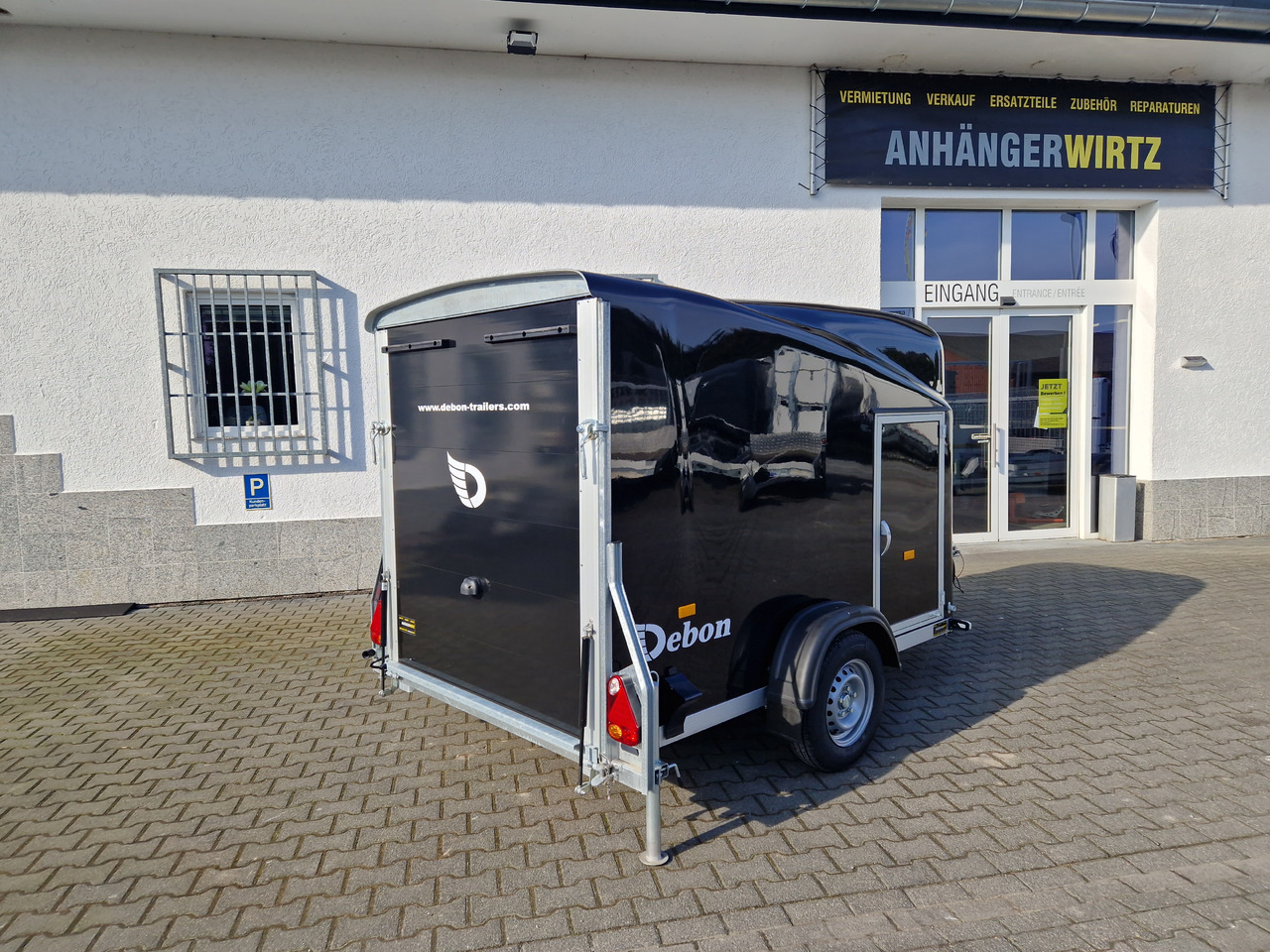 Caja cerrada remolque Debon Cargo 1300 300x152x168cm black Seitentür aerodynamik Pullman II 100km/H 1300kg Februar Aktion: foto 18