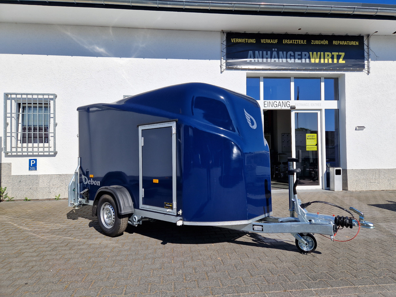 Debon Cargo 1300 300x152x168cm royal blau Seitentür 100km/H Pullman 1300kg - Caja cerrada remolque: foto 1 Debon Cargo 1300 300x152x168cm royal blau Seitentür 100km/H Pullman 1300kg - Caja cerrada remolque: foto 1