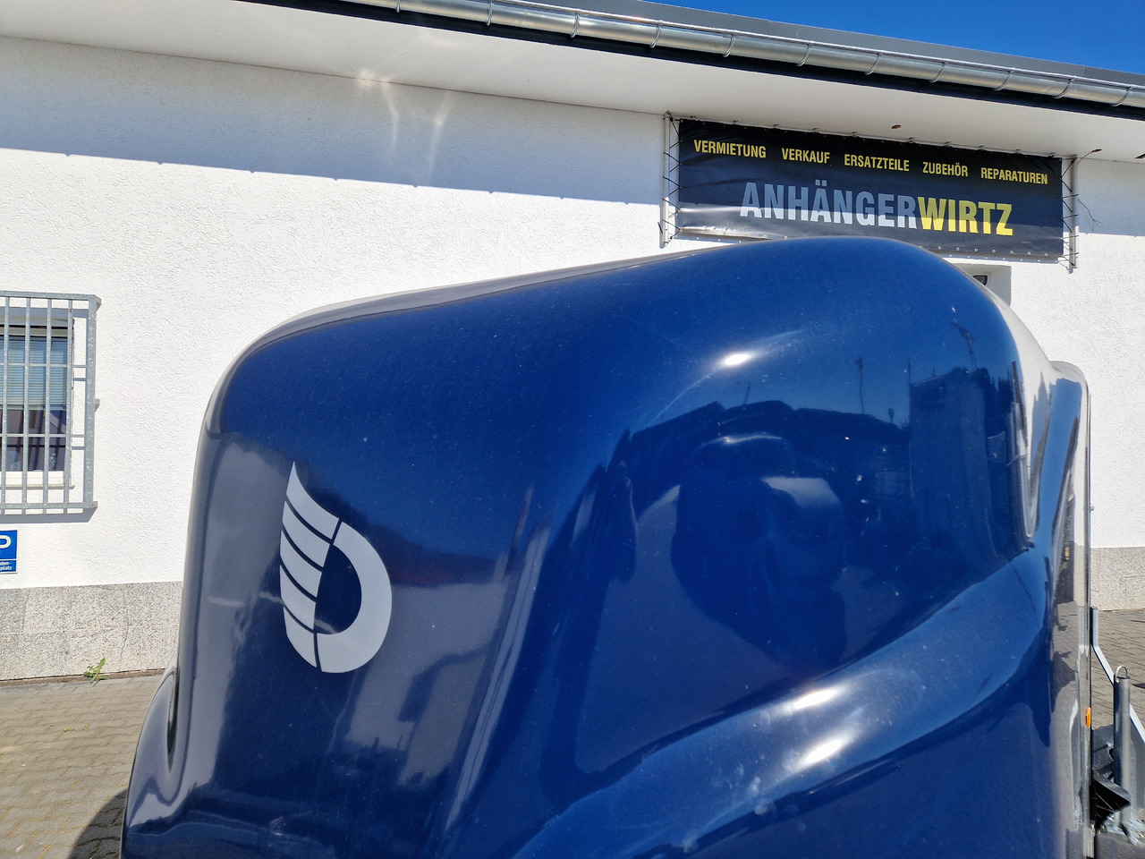 Debon Cargo 1300 300x152x168cm royal blau Seitentür 100km/H Pullman 1300kg - Caja cerrada remolque: foto 5 Debon Cargo 1300 300x152x168cm royal blau Seitentür 100km/H Pullman 1300kg - Caja cerrada remolque: foto 5