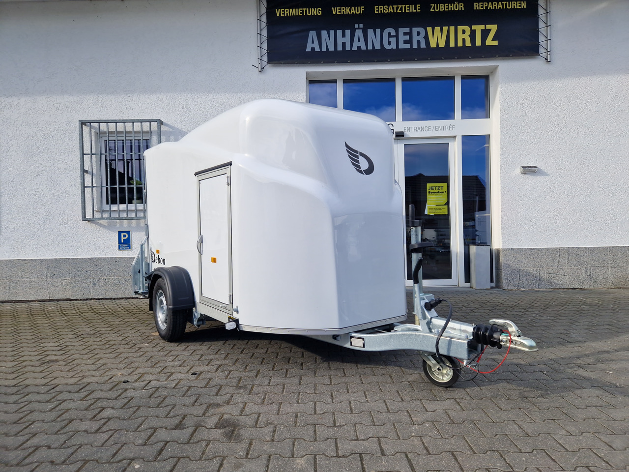 Debon Cargo 1300 300x152x168cm white Seitentür Pullman II 100km/H 1300kg Modell 2025 - Caja cerrada remolque: foto 1 Debon Cargo 1300 300x152x168cm white Seitentür Pullman II 100km/H 1300kg Modell 2025 - Caja cerrada remolque: foto 1