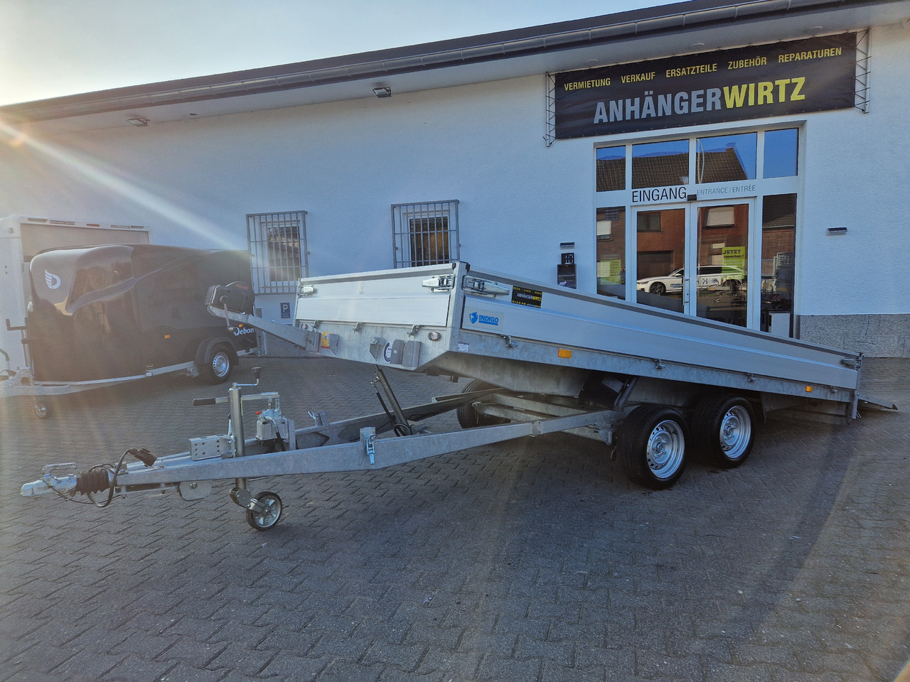 Hapert Indigo HT-2 405x201x30cm ankippbar Heckklappe Seilwinde 3500kg - Remolque porta maquinaria: foto 1 Hapert Indigo HT-2 405x201x30cm ankippbar Heckklappe Seilwinde 3500kg - Remolque porta maquinaria: foto 1