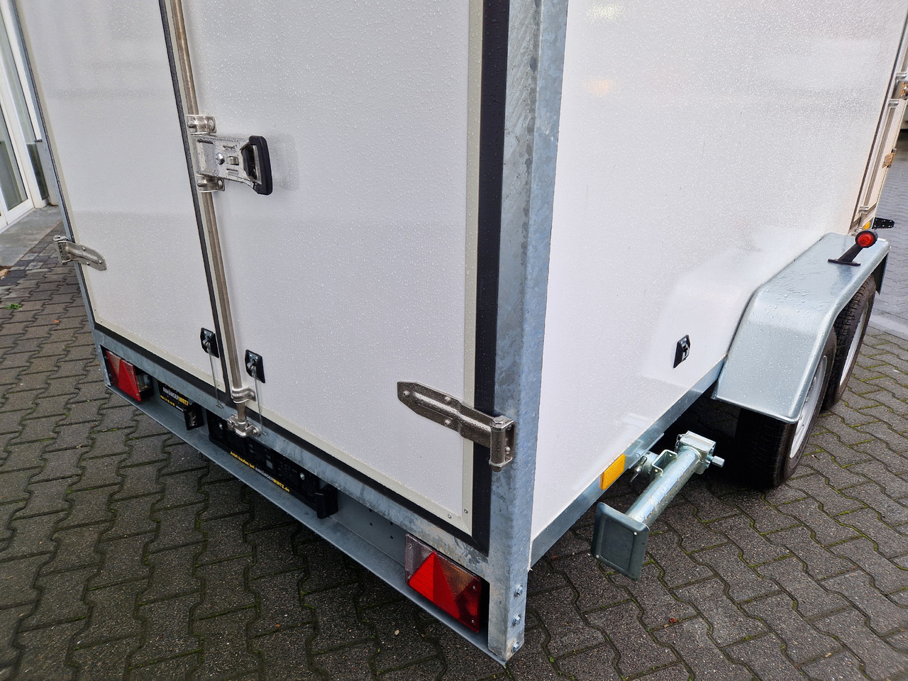 Frigorífico remolque Kargo CoolBoxx FK2736HT 355x162x198cm Seitentür 230V +Kühler Govi Arktik 2000 100km/H 2700kg: foto 7