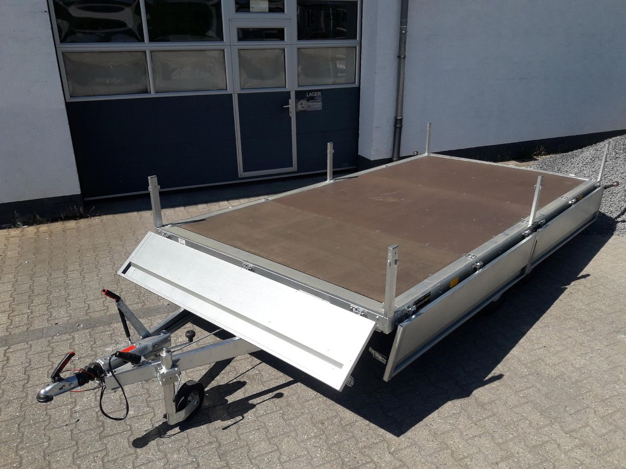 Pritschenanhänger Trailstar Nordica 420x215x40cm (XL) 2000kg Januar Online Aktion - Remolque plataforma/ Caja abierta: foto 5 Pritschenanhänger Trailstar Nordica 420x215x40cm (XL) 2000kg Januar Online Aktion - Remolque plataforma/ Caja abierta: foto 5