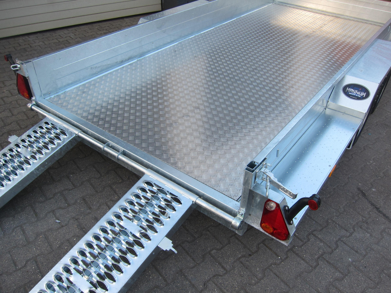 Remolque porta maquinaria Saris Magnum MAXX 3500 406x182x30cm Rampen ForceOne Aluboden 3500kg Aktion: foto 6
