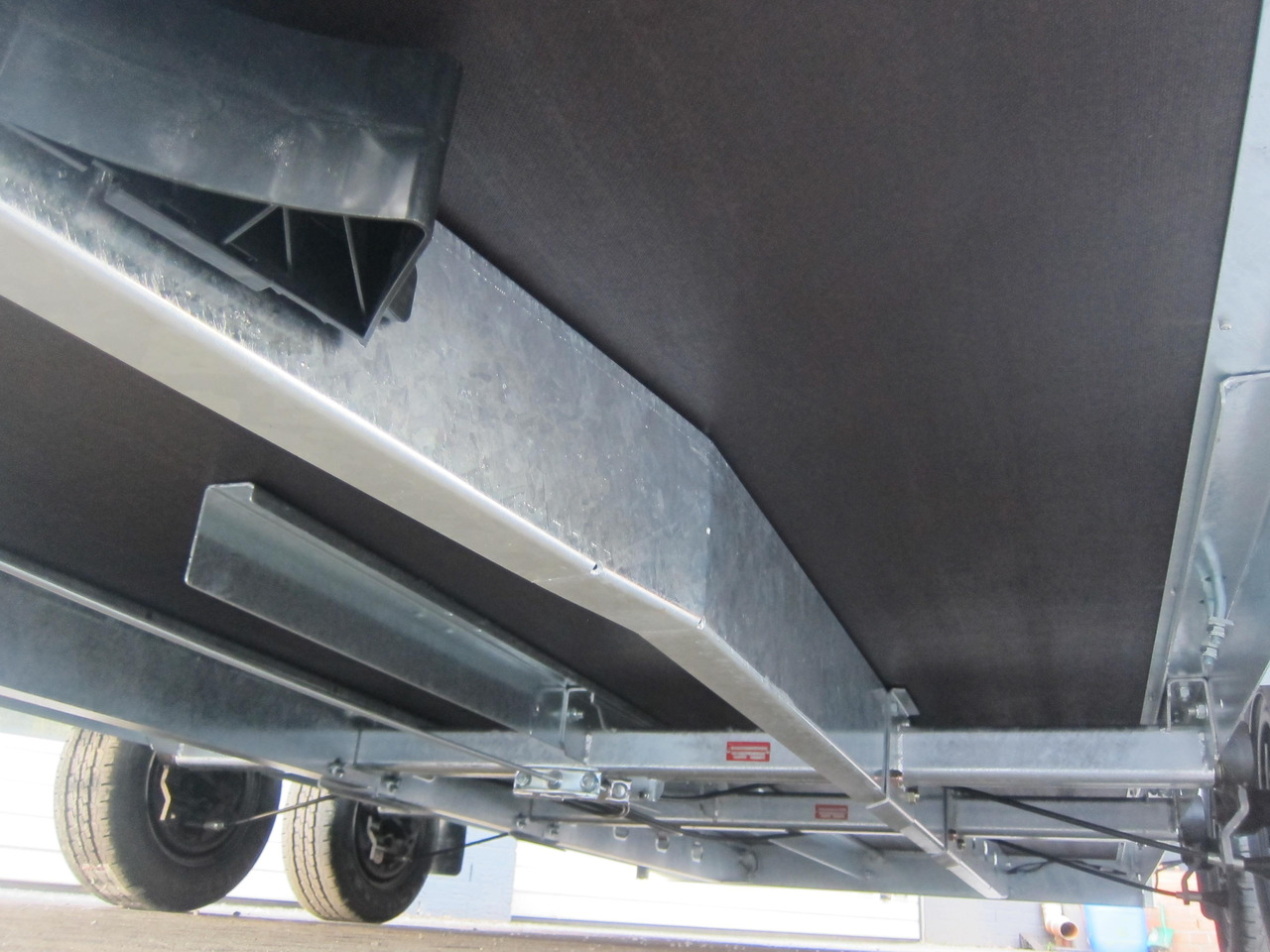 Remolque porta maquinaria Saris Magnum MAXX 3500 406x182x30cm Rampen ForceOne Aluboden 3500kg Aktion: foto 7