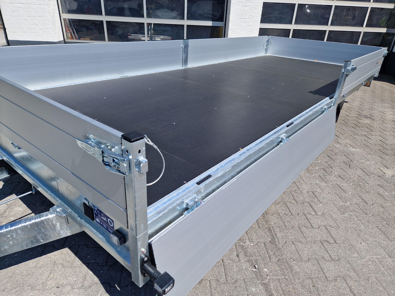 Saris PL HD 506 204 3500 2 506x204x35cm heavy duty LED Beleuchtung (XXL) Modell 2023 - Remolque plataforma/ Caja abierta: foto 5 Saris PL HD 506 204 3500 2 506x204x35cm heavy duty LED Beleuchtung (XXL) Modell 2023 - Remolque plataforma/ Caja abierta: foto 5