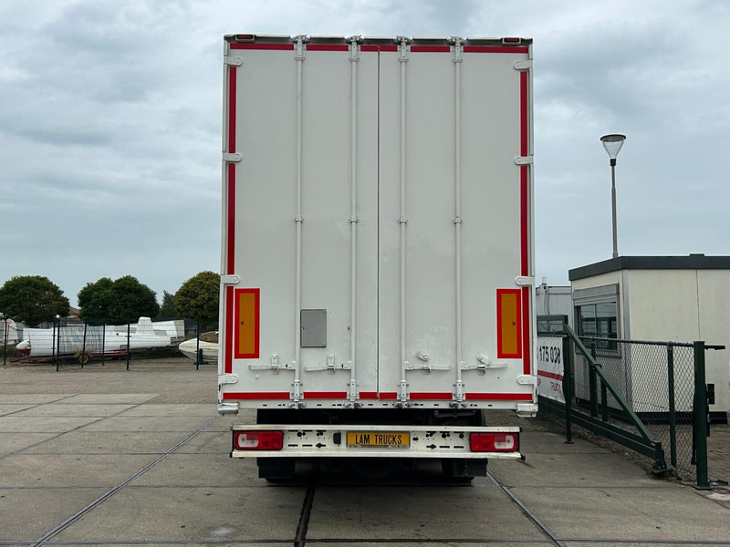 DAF XF 460 FAR - Camión caja cerrada: foto 4 DAF XF 460 FAR - Camión caja cerrada: foto 4