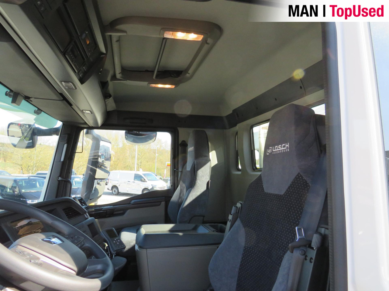 MAN TGS 41.480 8x4 BB CH Schmitz Muldenkipper Retarder - Volquete camión: foto 3 MAN TGS 41.480 8x4 BB CH Schmitz Muldenkipper Retarder - Volquete camión: foto 3