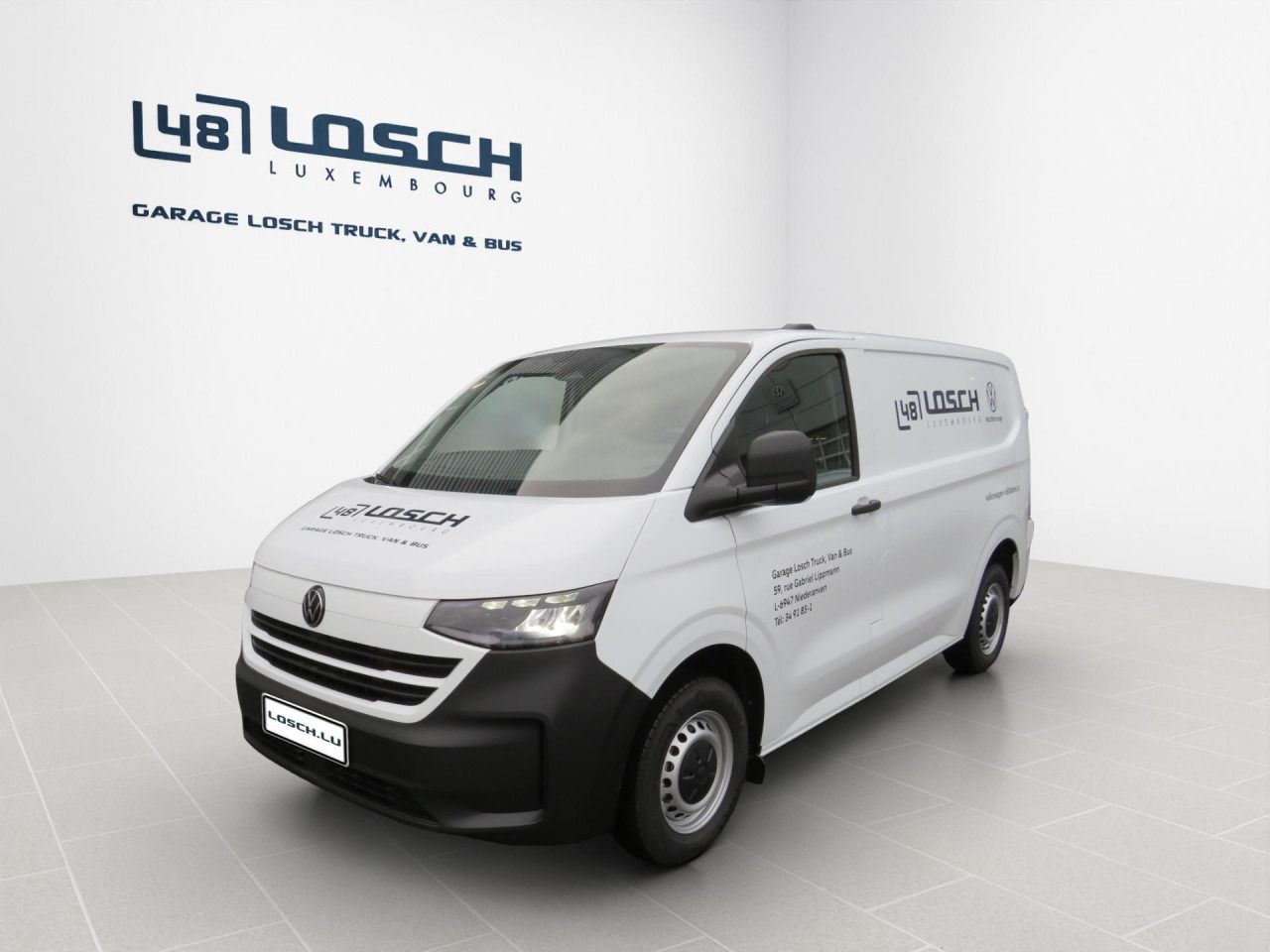 VOLKSWAGEN T7 Transporter Kasten KR 2.0 TDI 81 kW Klima ZV - Furgoneta pequeña: foto 1 VOLKSWAGEN T7 Transporter Kasten KR 2.0 TDI 81 kW Klima ZV - Furgoneta pequeña: foto 1