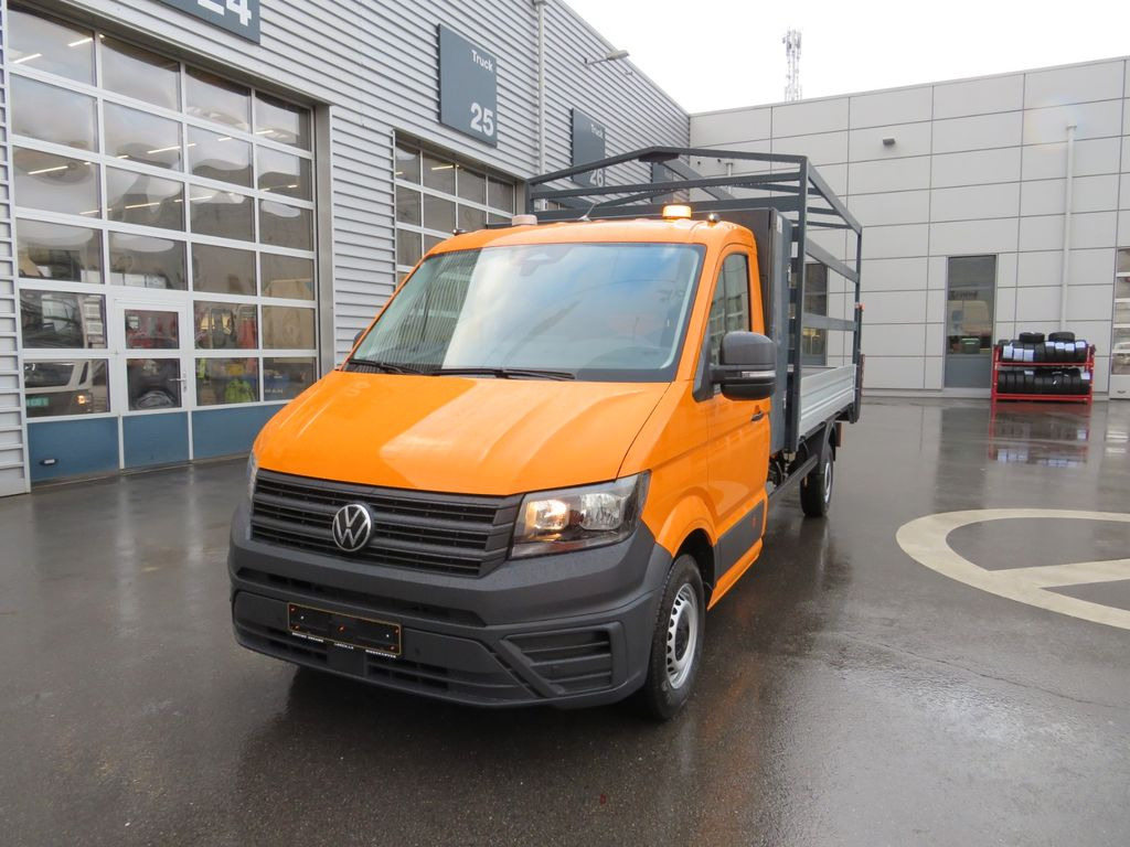 Volkswagen Crafter 35 L4 EK Pritsche+Plane+Werkzeugkoffer - Furgoneta con caja de lona: foto 2 Volkswagen Crafter 35 L4 EK Pritsche+Plane+Werkzeugkoffer - Furgoneta con caja de lona: foto 2