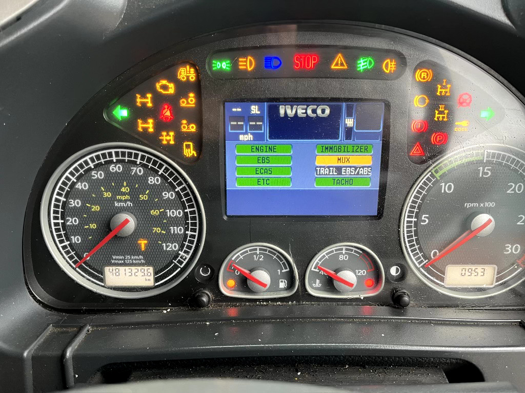 Cabeza tractora Iveco Stralis 450 4x2: foto 11