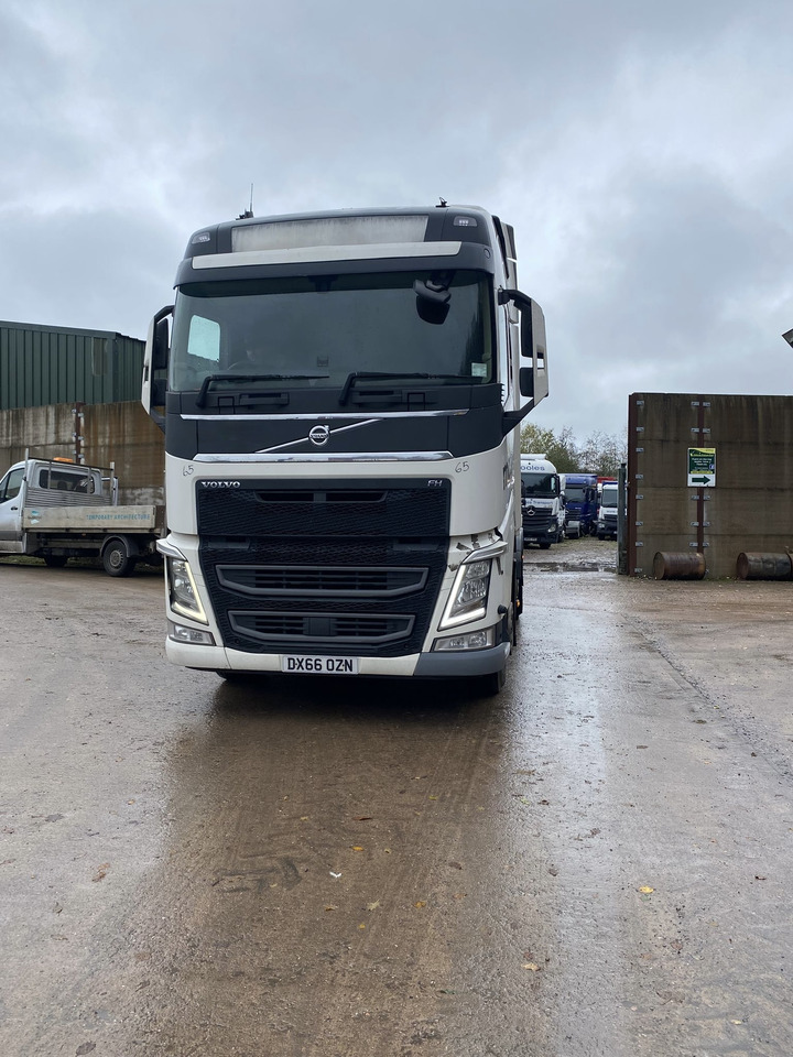 Volvo FH 500 - Cabeza tractora: foto 2 Volvo FH 500 - Cabeza tractora: foto 2