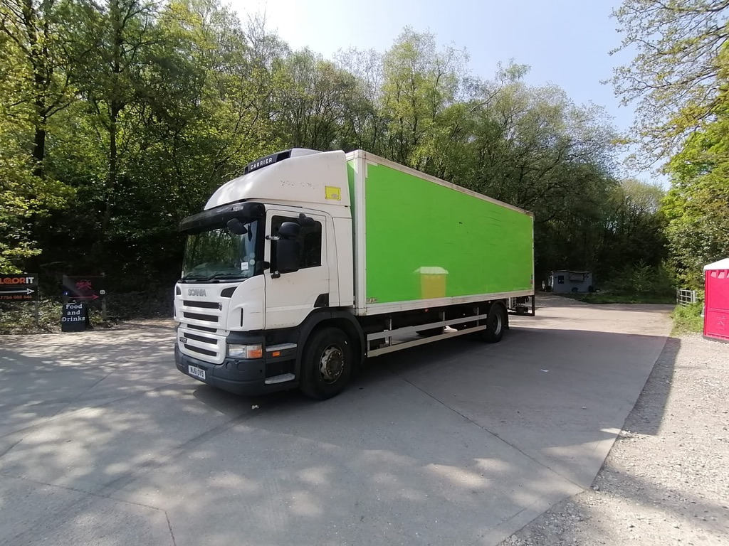 Scania P230 4x2 Box Van - Furgoneta: foto 1 Scania P230 4x2 Box Van - Furgoneta: foto 1