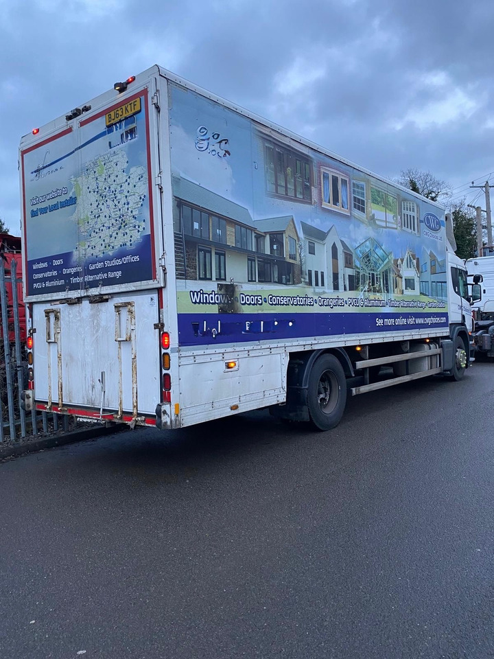 Scania P230 4x2 - Furgoneta: foto 3 Scania P230 4x2 - Furgoneta: foto 3