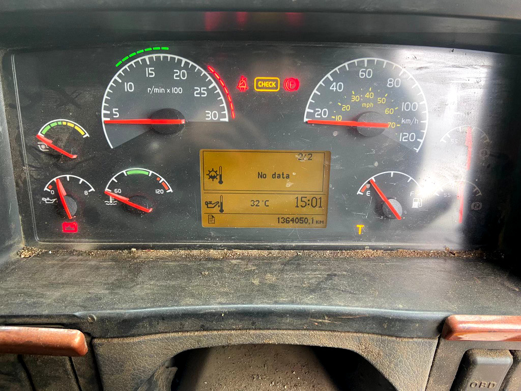 Camión caja abierta VOLVO FM9 340 6x2: foto 7