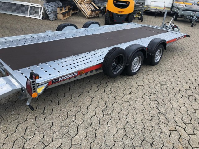 Brian James A4 Transporter, 125-2424, 5000 x 2000 mm, 3,0 to. Seilwinde - Portavehículos remolque: foto 2 Brian James A4 Transporter, 125-2424, 5000 x 2000 mm, 3,0 to. Seilwinde - Portavehículos remolque: foto 2
