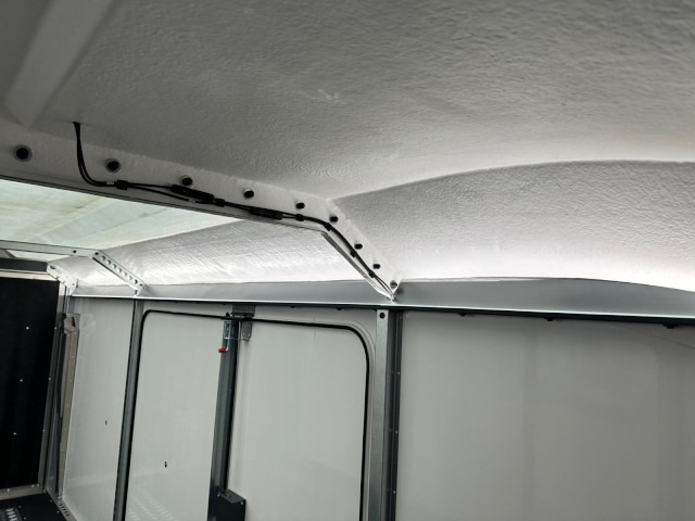 Leasing financiero de  Brian James Race Transporter 7, RT7 397-6023-35-3-10-W, 6000 x 2300 mm, 3,5 to. leasing Brian James Race Transporter 7, RT7 397-6023-35-3-10-W, 6000 x 2300 mm, 3,5 to.: foto 19