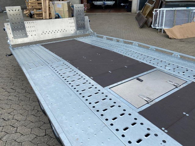 Brian James T Transporter, 231-5521-35-3-10, 5500 x 2100 mm, 3,5 to. kippbar mit Auffahrrampe - Portavehículos remolque: foto 5 Brian James T Transporter, 231-5521-35-3-10, 5500 x 2100 mm, 3,5 to. kippbar mit Auffahrrampe - Portavehículos remolque: foto 5
