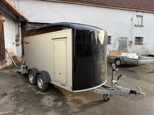 Cheval Liberte Debon Roadster 500 XL Alu + Türe 2600 kg, 100 km/h, 370x167x200cm - Caja cerrada remolque: foto 1 Cheval Liberte Debon Roadster 500 XL Alu + Türe 2600 kg, 100 km/h, 370x167x200cm - Caja cerrada remolque: foto 1