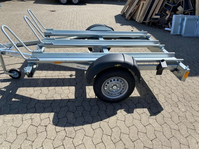 Humbaur Motorradanhänger HM 102113, HM 10 21 13, 1,0 t. 2095 x 1365 x 70 mm - Remolque para moto: foto 4 Humbaur Motorradanhänger HM 102113, HM 10 21 13, 1,0 t. 2095 x 1365 x 70 mm - Remolque para moto: foto 4