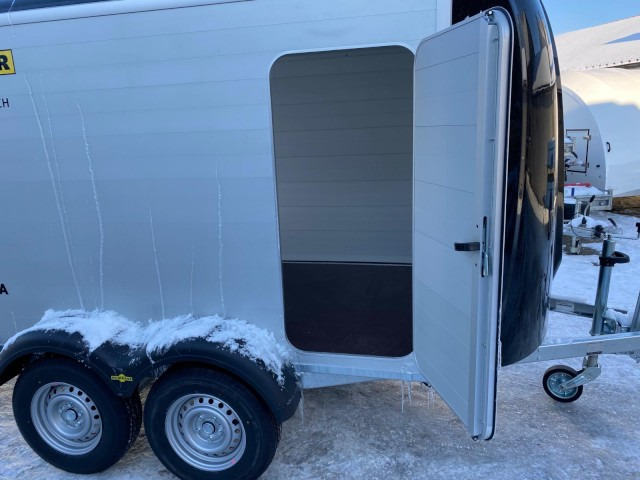 Humbaur Poly-Alu Koffer HKPA 263217, 2,6 to. 100 km/h, 3280 x 1770 x 1800 mm - Caja cerrada remolque: foto 5 Humbaur Poly-Alu Koffer HKPA 263217, 2,6 to. 100 km/h, 3280 x 1770 x 1800 mm - Caja cerrada remolque: foto 5