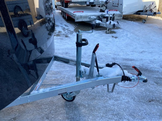 Humbaur Poly-Alu Koffer HKPA 263217, 2,6 to. 100 km/h, 3280 x 1770 x 1800 mm - Caja cerrada remolque: foto 4 Humbaur Poly-Alu Koffer HKPA 263217, 2,6 to. 100 km/h, 3280 x 1770 x 1800 mm - Caja cerrada remolque: foto 4