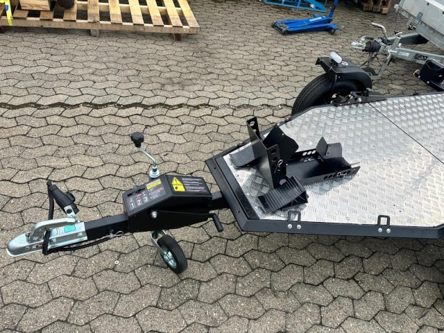 Lorries Motorradanhänger MT-1, 0,75 to. 245 x 99 cm, Alu-Felgen - Remolque para moto: foto 3 Lorries Motorradanhänger MT-1, 0,75 to. 245 x 99 cm, Alu-Felgen - Remolque para moto: foto 3