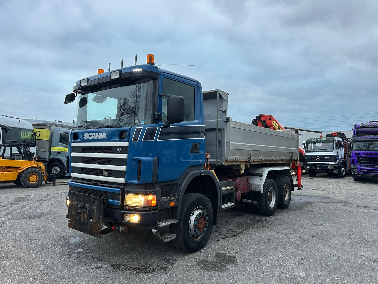 SCANIA R420 6x6 Kran PK16000 - Volquete camión, Camión grúa: foto 1 SCANIA R420 6x6 Kran PK16000 - Volquete camión, Camión grúa: foto 1