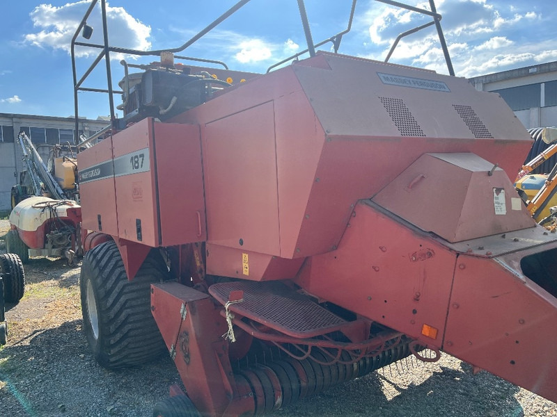 Massey Ferguson 187 - Empacadora de pacas cuadradas: foto 5 Massey Ferguson 187 - Empacadora de pacas cuadradas: foto 5