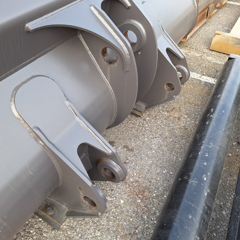 VOLVO 2880 mm for 18-22 ton wheel loaders - Cazo cargador para Maquinaria de construcción: foto 4 VOLVO 2880 mm for 18-22 ton wheel loaders - Cazo cargador para Maquinaria de construcción: foto 4