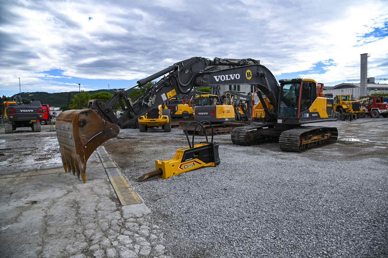 VOLVO EC220EL - Excavadora de cadenas: foto 2 VOLVO EC220EL - Excavadora de cadenas: foto 2
