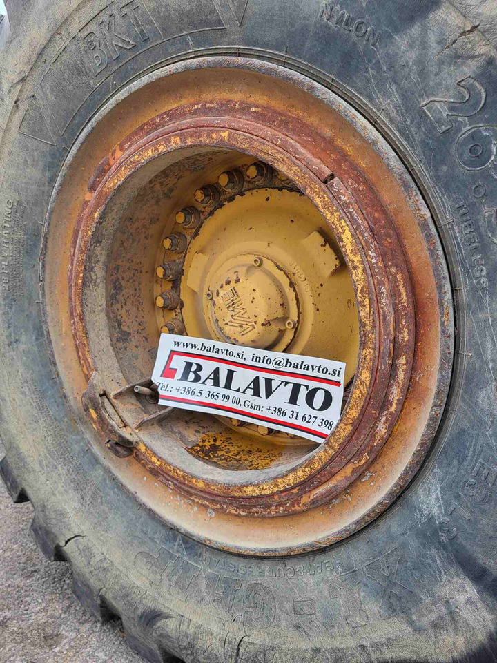 Volvo rims - Llanta para Cargadora: foto 5 Volvo rims - Llanta para Cargadora: foto 5