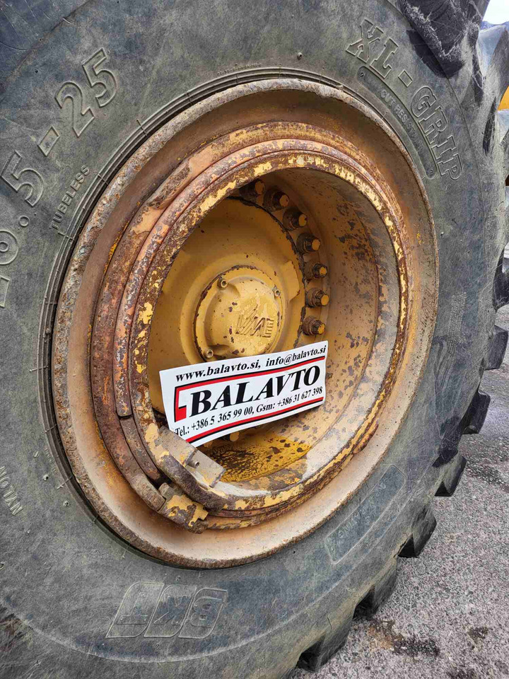 Volvo rims - Llanta para Cargadora: foto 2 Volvo rims - Llanta para Cargadora: foto 2