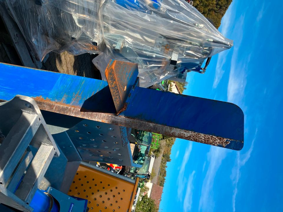 Binderberger Liegendspalter GI33EZ 33t, Zapfwelle, Elektro - Astilladora de leña: foto 4 Binderberger Liegendspalter GI33EZ 33t, Zapfwelle, Elektro - Astilladora de leña: foto 4