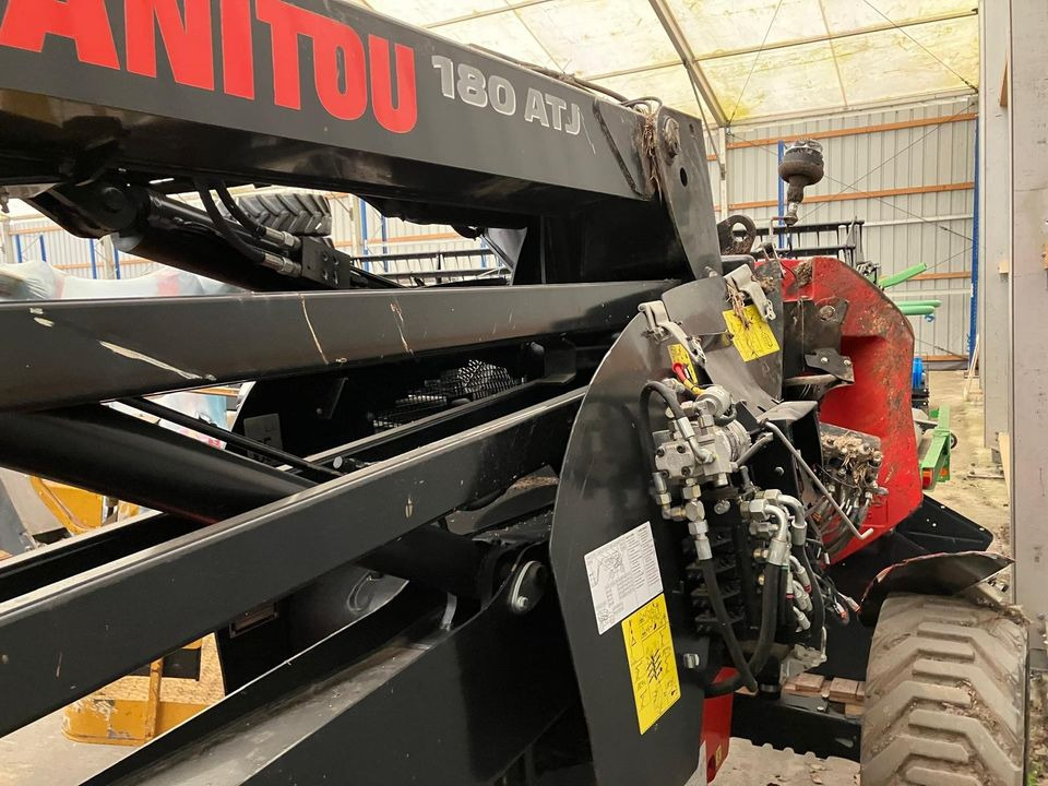 Plataforma articulada Manitou Arbeitsbühne 180 ATJ Unfallschaden Teleskopbühne: foto 6