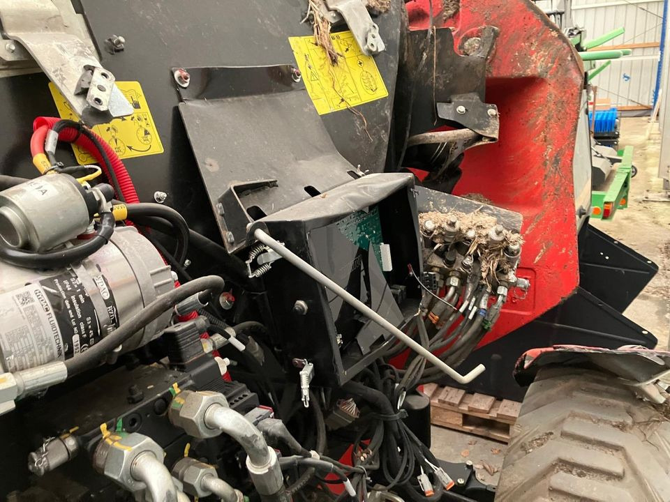 Plataforma articulada Manitou Arbeitsbühne 180 ATJ Unfallschaden Teleskopbühne: foto 10