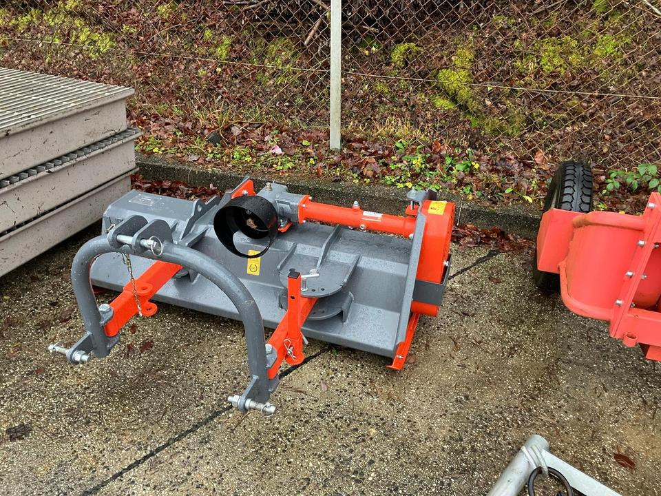 SBF JAM125-T Heckmulcher 125 cm Mulcher man. Verstellung - Otros: foto 2 SBF JAM125-T Heckmulcher 125 cm Mulcher man. Verstellung - Otros: foto 2