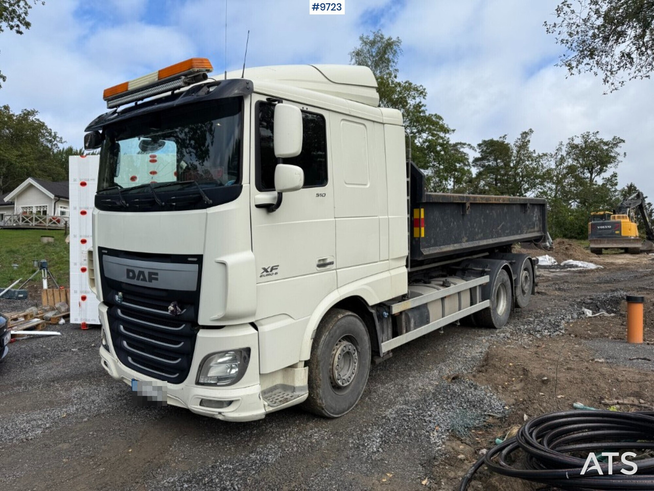 DAF FAN XL510Z hooklift with flatbed - Multibasculante camión: foto 1 DAF FAN XL510Z hooklift with flatbed - Multibasculante camión: foto 1