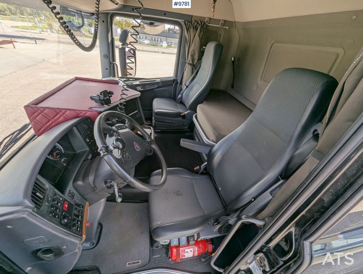 Dump truck Scania R520 8X4 - Volquete camión: foto 5 Dump truck Scania R520 8X4 - Volquete camión: foto 5