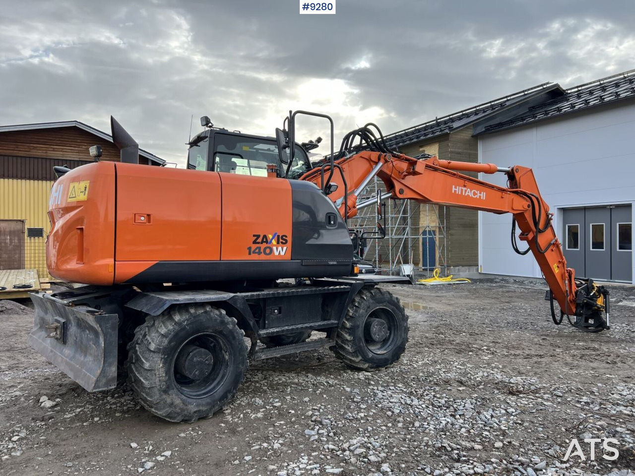 Hitachi ZX 140 W-5B wheeled excavator with gears (VIDEO) - Excavadora de ruedas: foto 4 Hitachi ZX 140 W-5B wheeled excavator with gears (VIDEO) - Excavadora de ruedas: foto 4