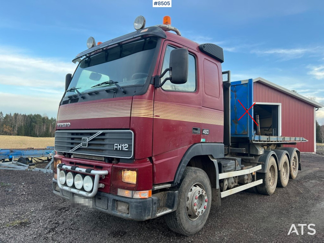 Hook Truck Volvo FH 12 6x4 Tridem with gravel flatbed(VIDEO) - Multibasculante camión: foto 1 Hook Truck Volvo FH 12 6x4 Tridem with gravel flatbed(VIDEO) - Multibasculante camión: foto 1