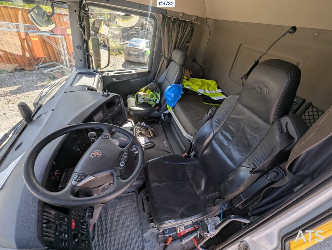 Hooklift Truck Scania R520 6x2 with flatbed - Multibasculante camión: foto 5 Hooklift Truck Scania R520 6x2 with flatbed - Multibasculante camión: foto 5