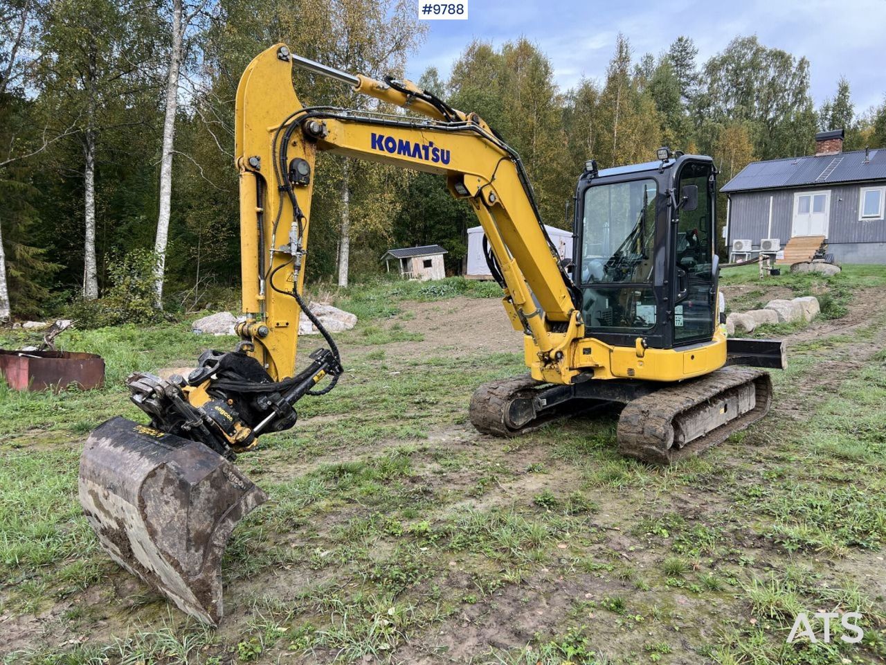 KOMATSU PC55 MR-5E0 Excavator with attachments (SEE VIDEO) - Miniexcavadora: foto 1 KOMATSU PC55 MR-5E0 Excavator with attachments (SEE VIDEO) - Miniexcavadora: foto 1